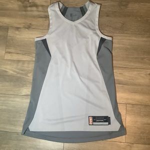 Women’s WNBA Nike jersey style tank top size M light and dark grey color